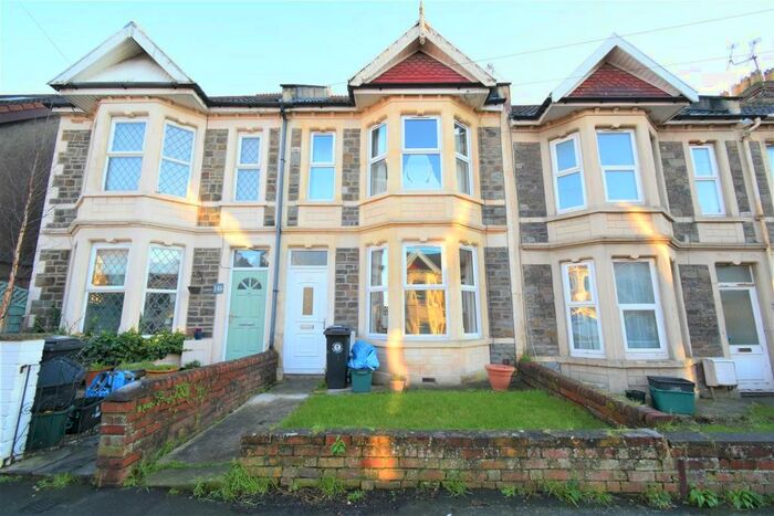3 Bedroom Terraced House To Rent In Bloomfield Road, Bristol, BS4