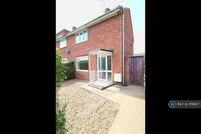 2 Bedroom Semi-Detached House To Rent In Larchwood Crescent, Lincoln, LN6