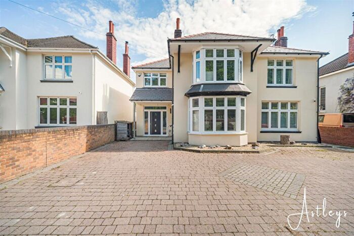 5 Bedroom Detached House For Sale In Southward Lane, Langland, Swansea, SA3