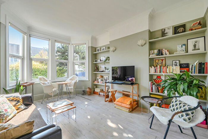 1 Bedroom Terraced House For Sale In Liddell Gardens, London, NW10