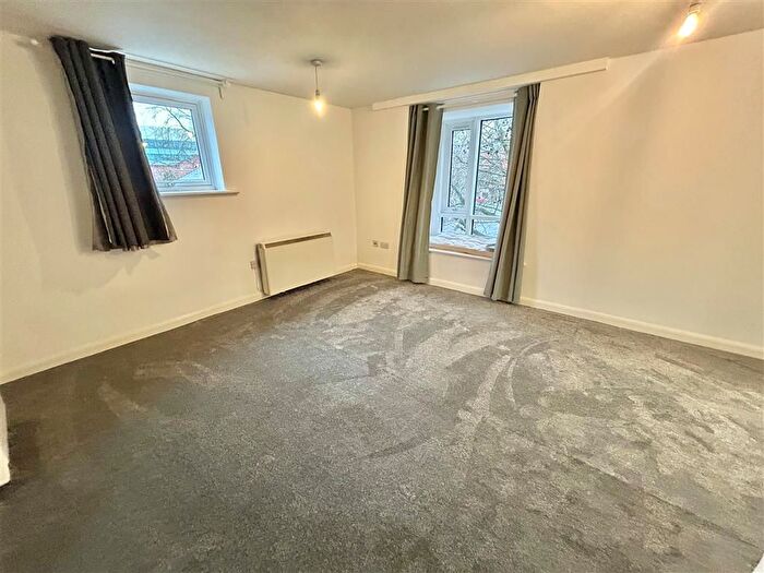 1 Bedroom Flat To Rent In Chardlace Walk, Nottingham, NG1