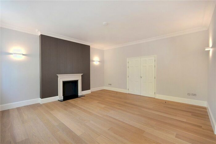 2 Bedroom Flat To Rent In Bryanston Square, London, W1H
