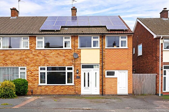 4 Bedroom Semi-Detached House For Sale In Fieldcourt Road, Groby, Leicester, Leicestershire, LE6
