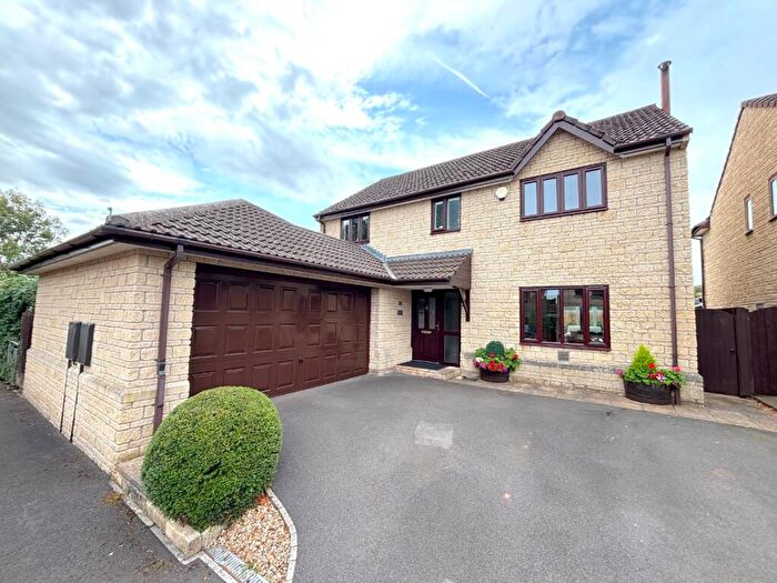 4 Bedroom Detached House For Sale In Oliver Brooks Road, Midsomer Norton, Radstock, BA3