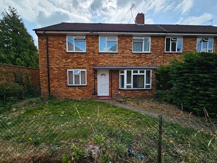 2 Bedroom Flat For Sale In Peggotty Way, Uxbridge, UB8
