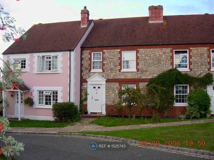 3 Bedroom Terraced House To Rent In Poplar Way, Midhurst, GU29