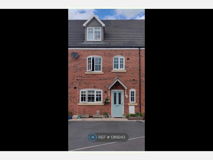 4 Bedroom Terraced House To Rent In Sable Road, Shavington, CW2