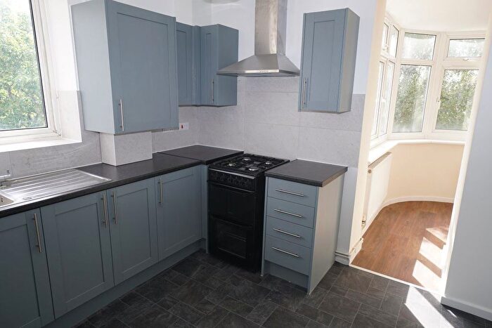 2 Bedroom Flat To Rent In Longbridge Road, Barking, IG11