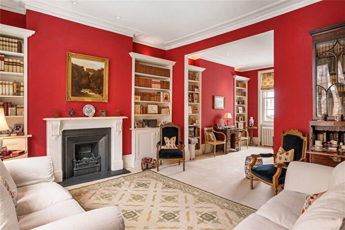 3 Bedroom End Terrace House For Sale In Gloucester Walk, London, W8