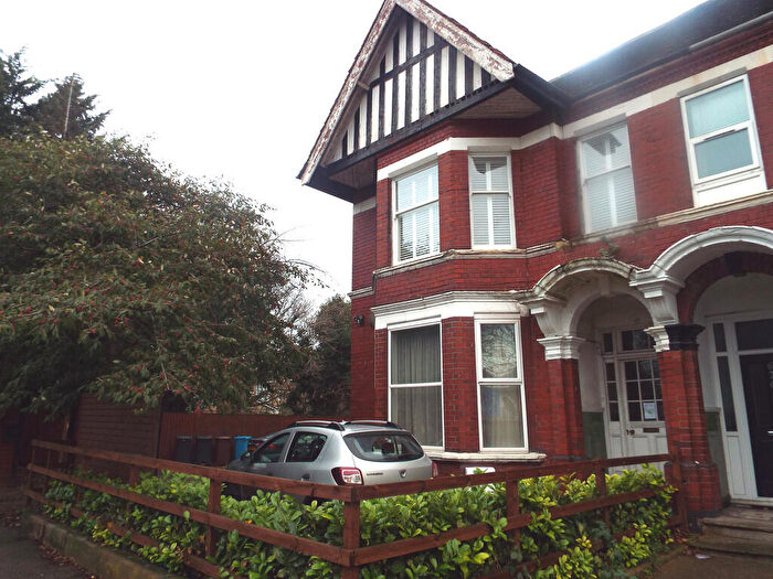 5 Bedroom End Of Terrace House For Sale In Beck House, Beverley Road, HU6