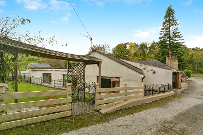 4 Bedroom Detached Bungalow For Sale In Glyndyfrdwy, Corwen, LL21