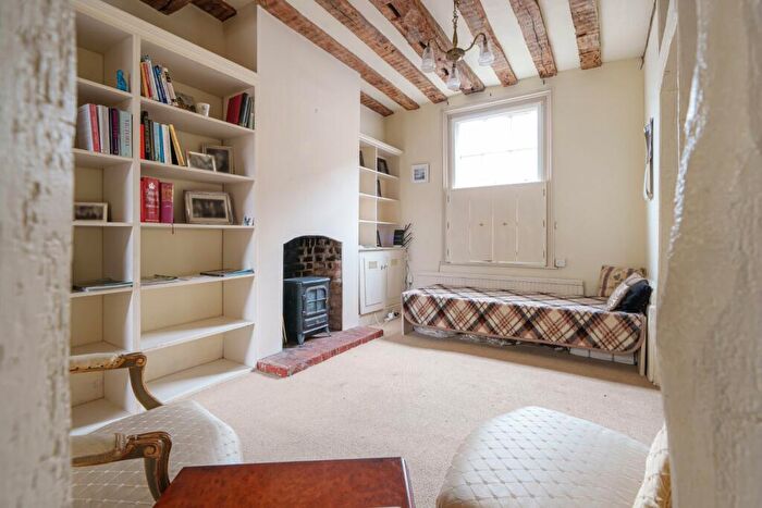3 Bedroom Town House For Sale In Bury St. Edmunds, Suffolk, IP33