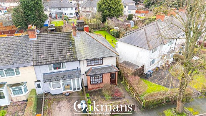 3 Bedroom Semi Detached House For Sale In Selby Grove, Birmingham, West Midlands, B13