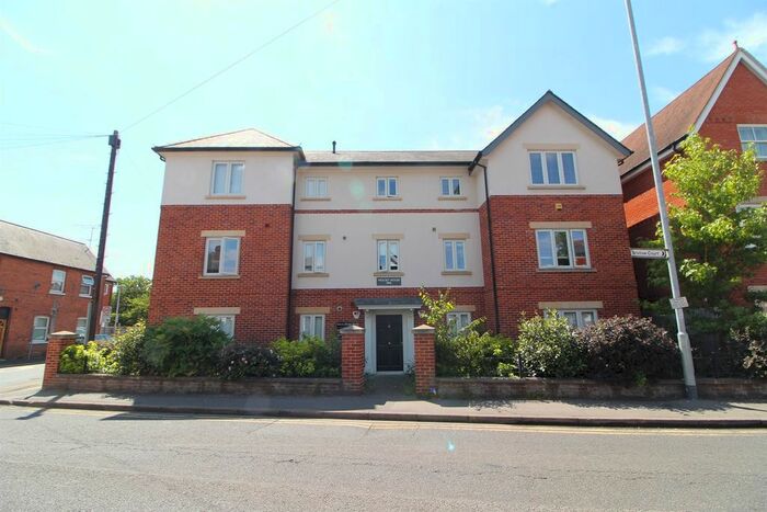 1 Bedroom Flat To Rent In Wolsey House, Reading, RG4