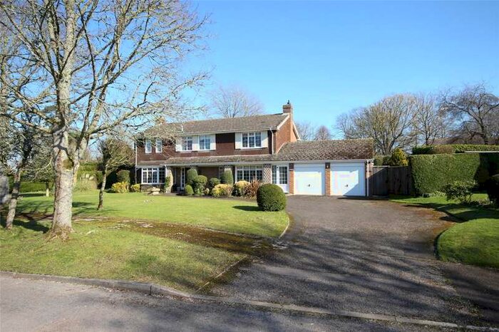 5 Bedroom Detached House For Sale In Old House Gardens, East Worldham, Alton, Hampshire, GU34