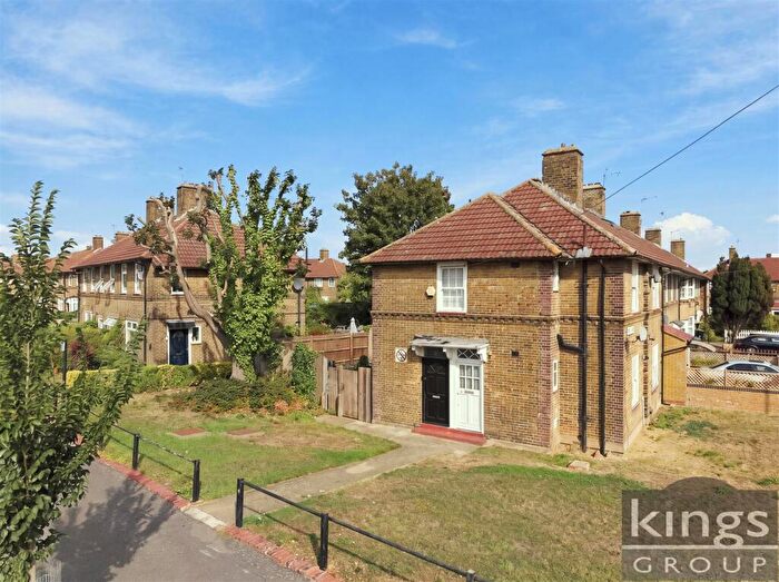 1 Bedroom Flat For Sale In Spottons Grove, London, N17