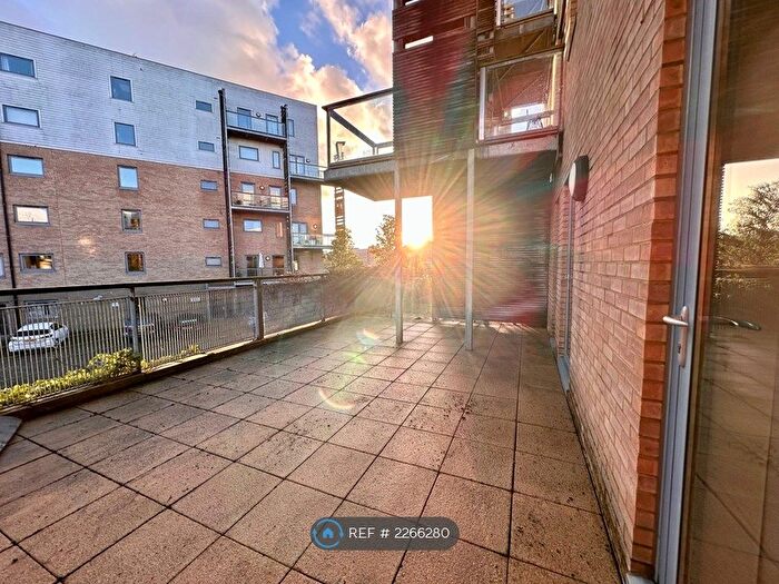 1 Bedroom Flat To Rent In Rustat Avenue, Cambridge, CB1