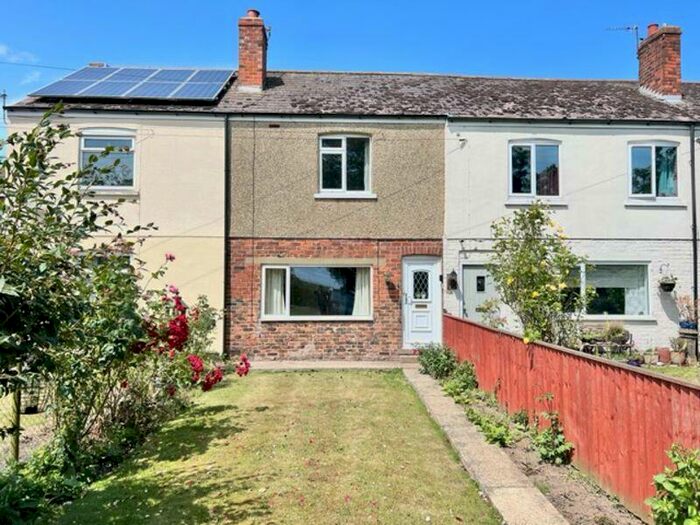 3 Bedroom Terraced House For Sale In Fen Lane, Grainthorpe, LN11