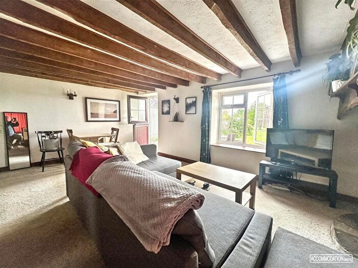 2 Bedroom Semi-Detached House To Rent In Woodhill Lodge Woodhill Congresbury, Congresbury, BS49