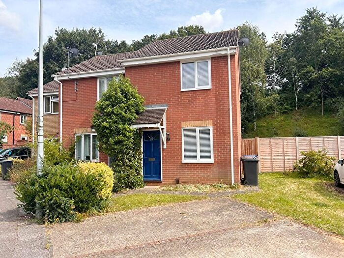 2 Bedroom End Of Terrace House To Rent In Finbars Walk, Ipswich, Suffolk, IP4