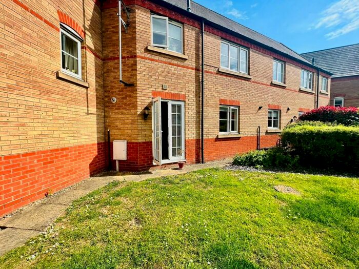2 Bedroom Apartment To Rent In Aykroft, Bourne, PE10