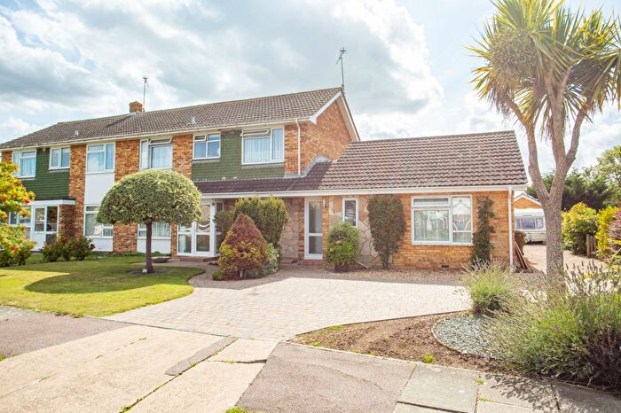 5 Bedroom Semi-Detached House For Sale In Plantation Road, Whitstable, CT5