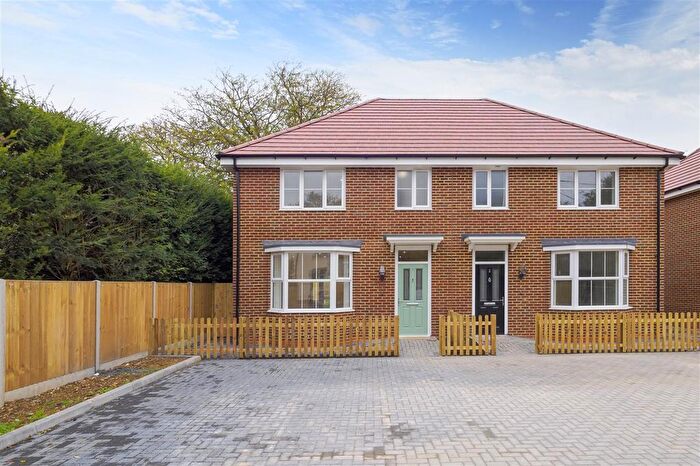 3 Bedroom Semi-Detached House For Sale In Hawthorn Mews, Homestead Lane, East Studdal, Dover, CT15