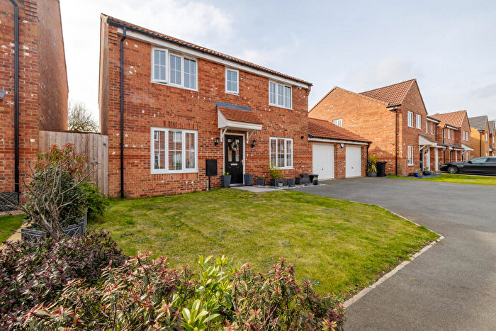 4 Bedroom Detached House For Sale In Frank Ford Close, Saxilby, LN1