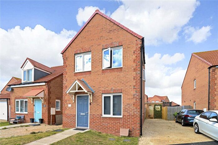 3 Bedroom Semi-Detached House For Sale In Lamp Court, Hutton Park, Blyth, Northumberland, NE24