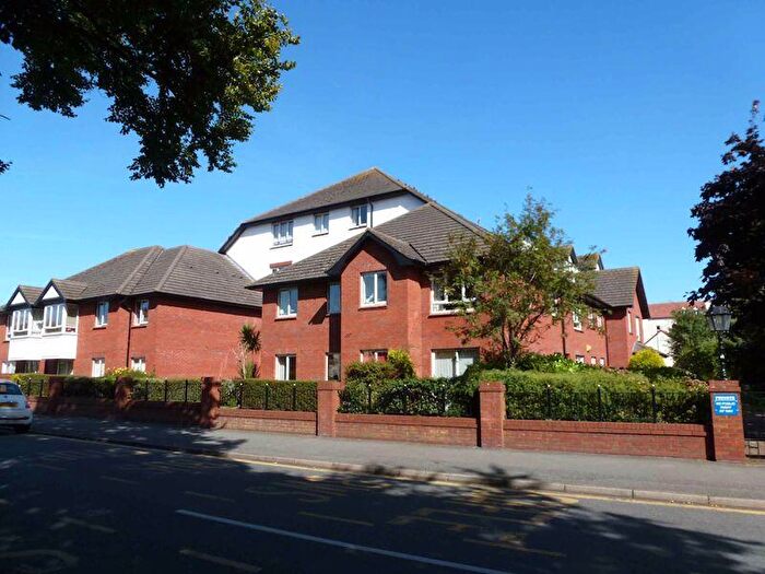 2 Bedroom Retirement Property For Sale In Penrhyn Avenue, Rhos On Sea, LL28