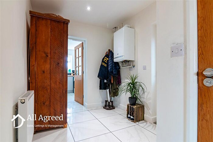 4 Bedroom Detached House For Sale In Birchwood Lane, Somercotes, DE55