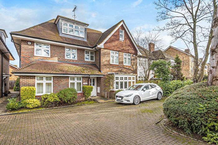 3 Bedroom Apartment To Rent In Banbury Road, Summertown, OX2