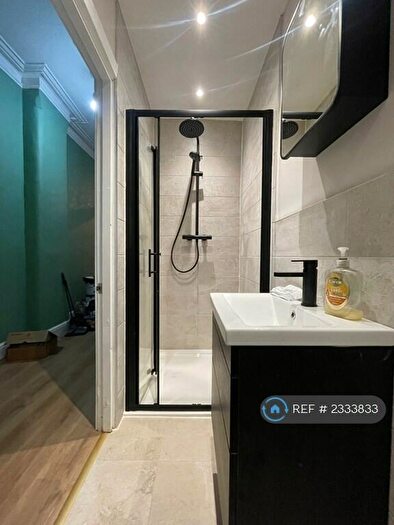 1 Bedroom Flat To Rent In Nithsdale Road, Glasgow, G41