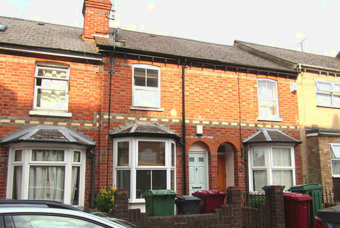 2 Bedroom Terraced House To Rent In Blenheim Gardens, Reading, RG1