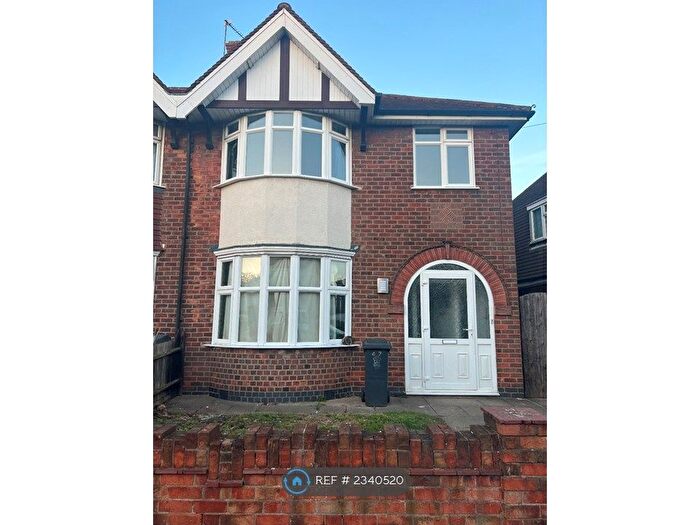 3 Bedroom Semi-Detached House To Rent In Barton Road, Leicester, LE3