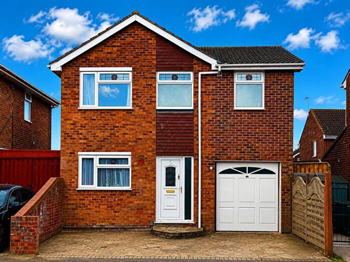 4 Bedroom Detached House For Sale In Malvern Close, Lincoln, LN5