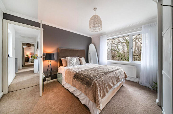 4 Bedroom Detached House For Sale In Nadderwater, Devon, EX4
