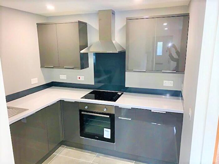 1 Bedroom Apartment To Rent In Richmond Road, Cardiff(City), CF24