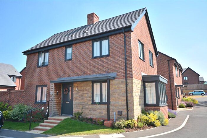 3 Bedroom Detached House To Rent In Bridgeman Drive, Derby, DE22