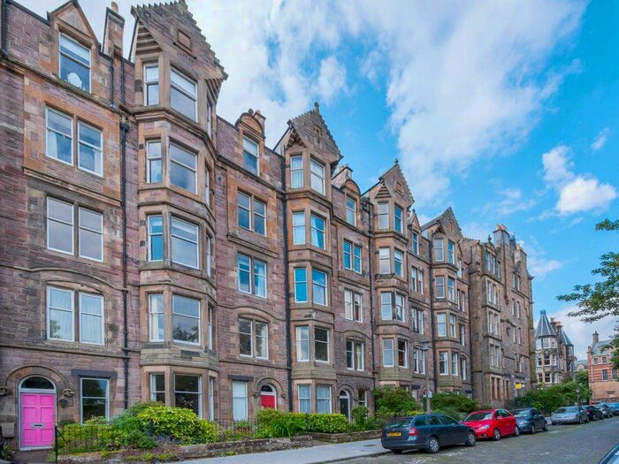 2 Bedroom Flat To Rent In Warrender Park Terrace, EH9