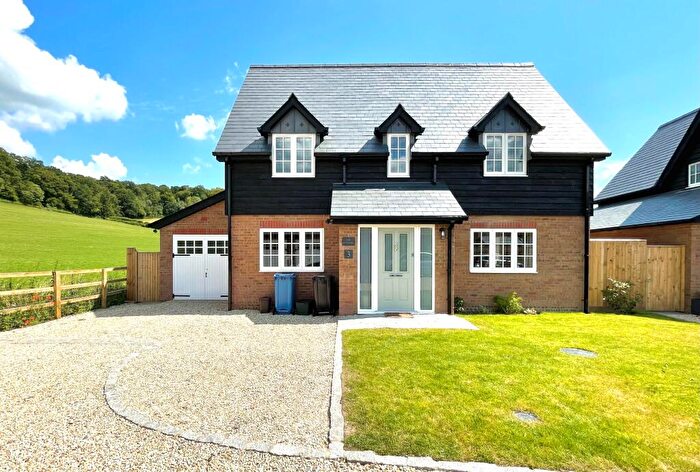 4 Bedroom Detached House To Rent In Pablo Court, Chesham, HP5