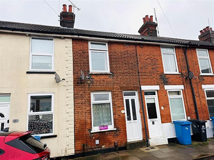 2 Bedroom Terraced House For Sale In Tennyson Road, Ipswich, IP4