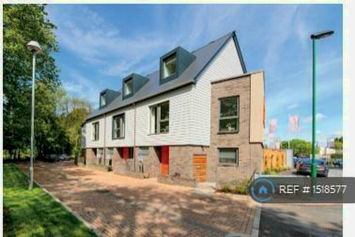 4 Bedroom End Of Terrace House To Rent In Riverbank Way, Wallington, SM6