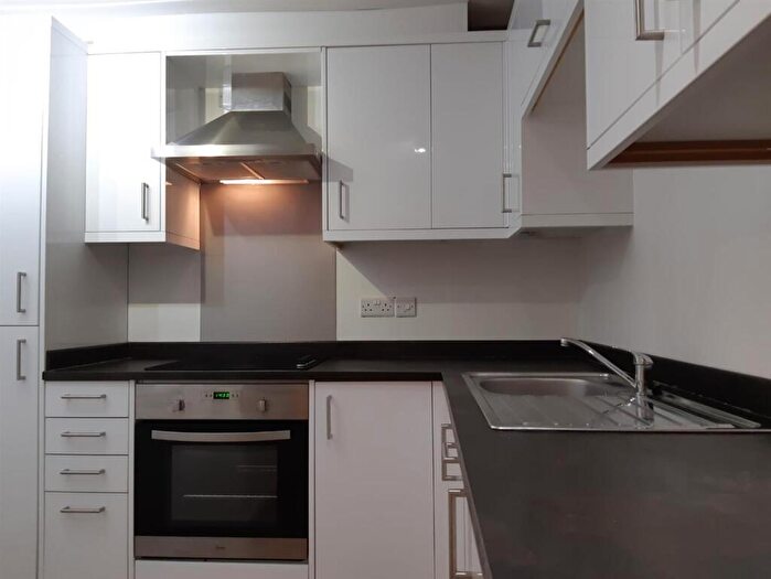 2 Bedroom Flat To Rent In Bed Flats, The Forum, Tiverton Way, Cambridge, CB1