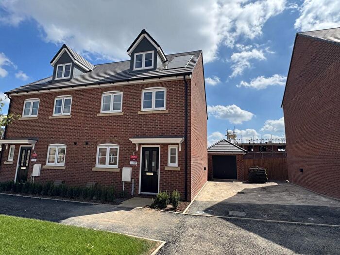 4 Bedroom House To Rent In Kennick Way, Grantham, NG31
