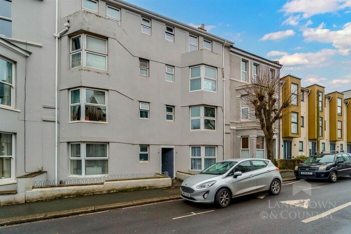 1 Bedroom Flat To Rent In Pier Street, Plymouth, PL1