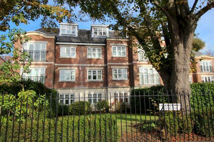 1 Bedroom Flat To Rent In Alexandra Road, Epsom, KT17