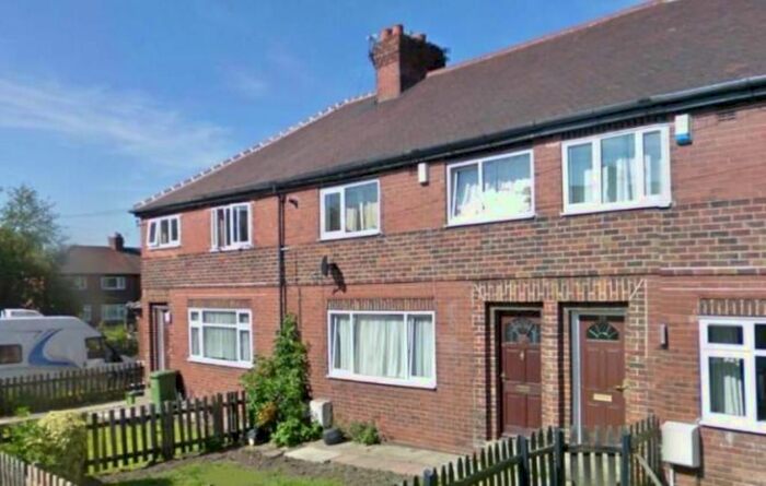 3 Bedroom Town House To Rent In Westwood Road, Castleford, West Yorkshire, WF10
