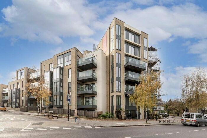 2 Bedroom Flat To Rent In Archway Road, London, N6