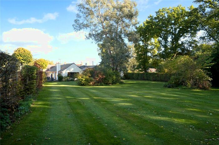 5 Bedroom Detached House For Sale In Yeomans Lane, Newtown, Newbury, Berkshire, RG20
